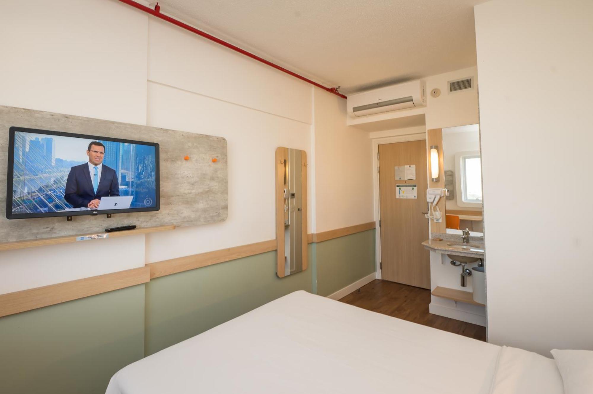 Ibis Budget Campinas Aquidaban Exterior foto