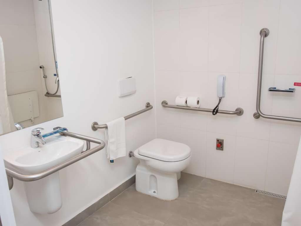 Ibis Budget Campinas Aquidaban Exterior foto